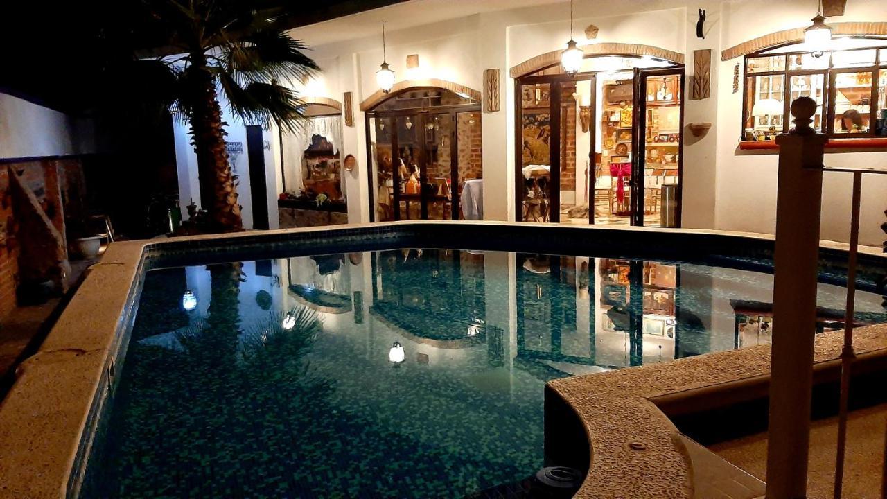 La Casona Azul Bed N Breakfast Santa Rosa de Jauregui Екстер'єр фото
