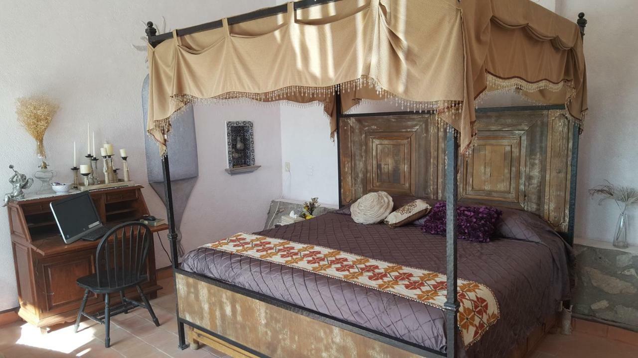 La Casona Azul Bed N Breakfast Santa Rosa de Jauregui Екстер'єр фото