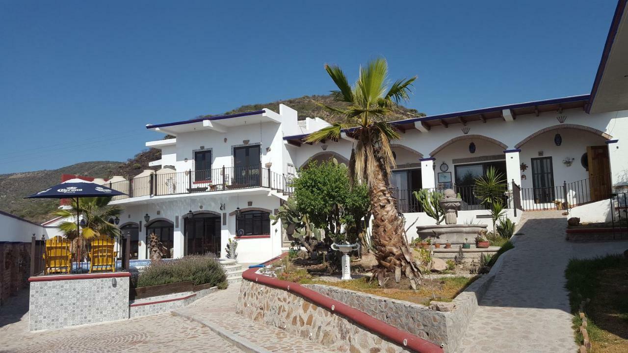 La Casona Azul Bed N Breakfast Santa Rosa de Jauregui Екстер'єр фото