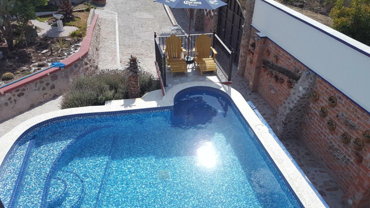 La Casona Azul Bed N Breakfast Santa Rosa de Jauregui Екстер'єр фото